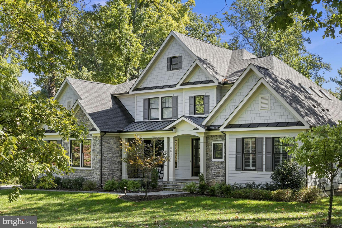 8407 HOLLY LEAF DR, MCLEAN, Virginia 22102, 6 Bedrooms Bedrooms, ,5 BathroomsBathrooms,Residential,For sale,8407 HOLLY LEAF DR,VAFX2257778 MLS # VAFX2257778
