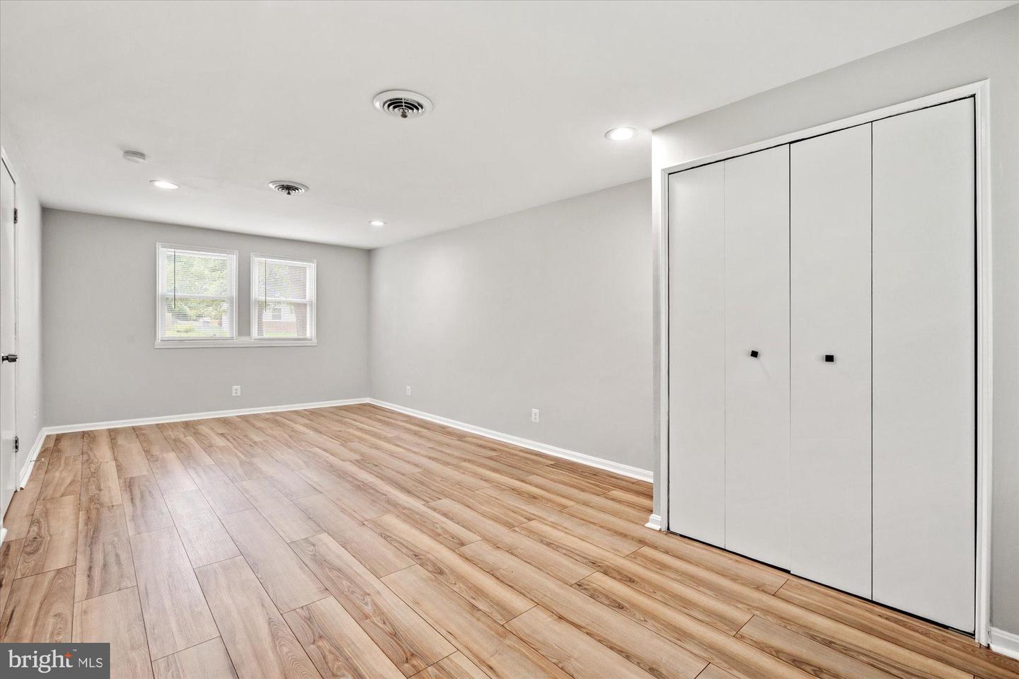 3908 ELMWOOD DR, ALEXANDRIA, Virginia 22303, 3 Bedrooms Bedrooms, 8 Rooms Rooms,2 BathroomsBathrooms,Residential,For sale,3908 ELMWOOD DR,VAFX2257816 MLS # VAFX2257816