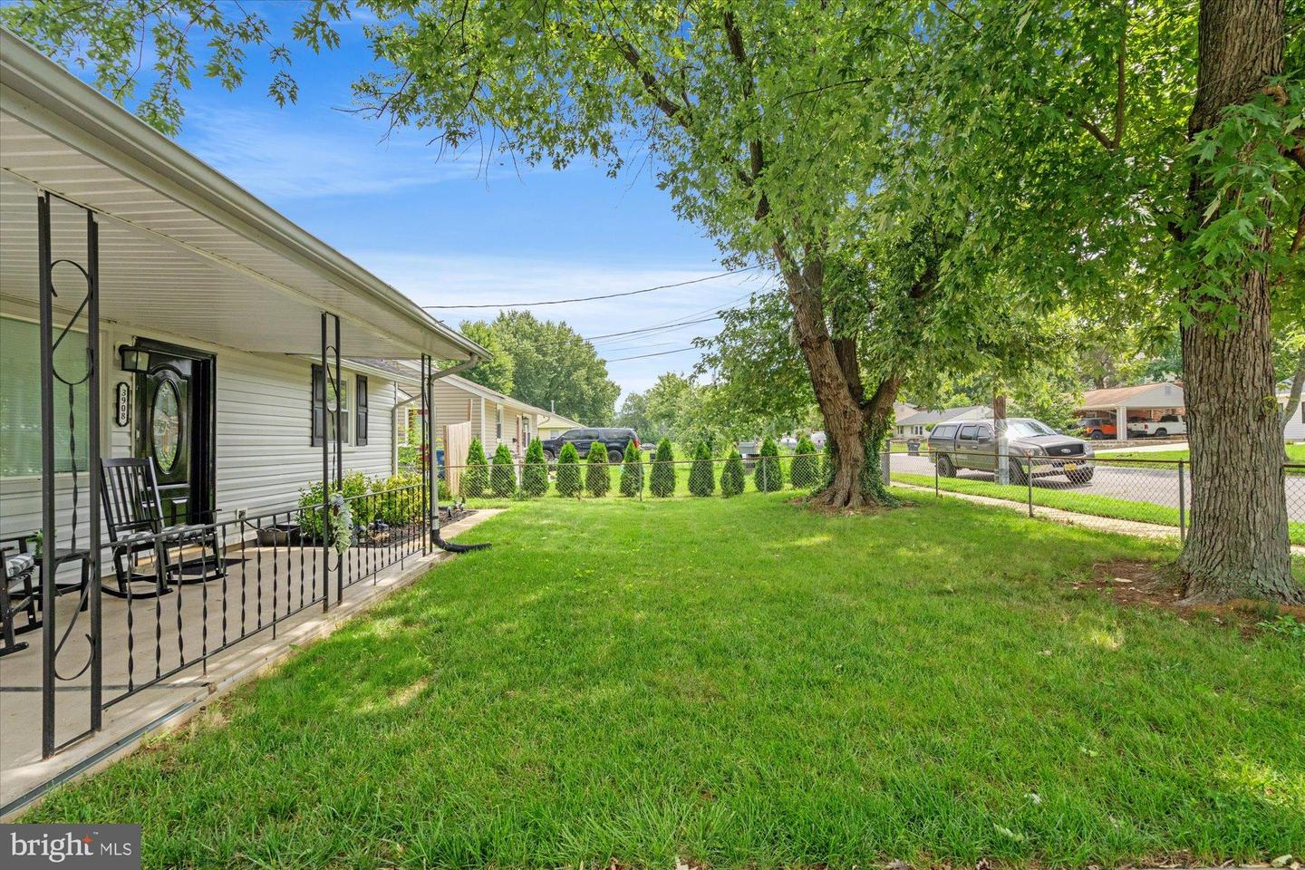 3908 ELMWOOD DR, ALEXANDRIA, Virginia 22303, 3 Bedrooms Bedrooms, 8 Rooms Rooms,2 BathroomsBathrooms,Residential,For sale,3908 ELMWOOD DR,VAFX2257816 MLS # VAFX2257816