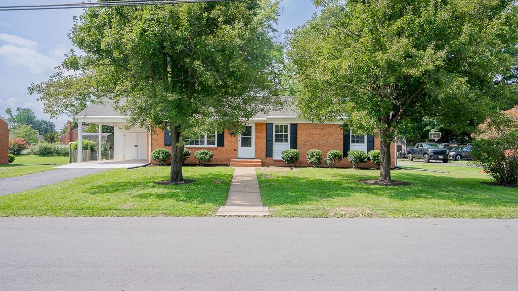 602 GREEN ST, BRIDGEWATER, Virginia 22812, 3 Bedrooms Bedrooms, ,2 BathroomsBathrooms,Residential,602 GREEN ST,667233 MLS # 667233