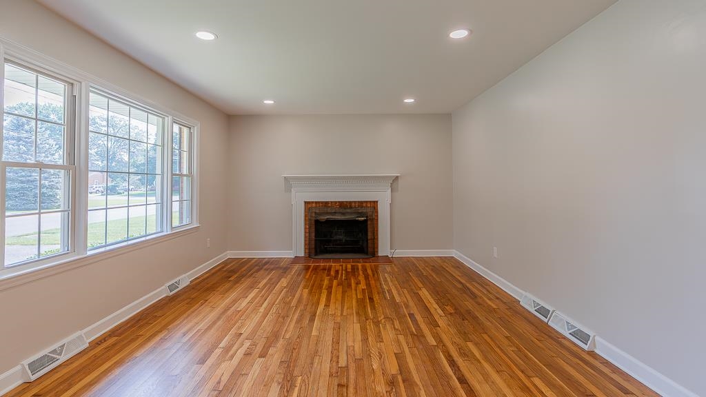 602 GREEN ST, BRIDGEWATER, Virginia 22812, 3 Bedrooms Bedrooms, ,2 BathroomsBathrooms,Residential,602 GREEN ST,667233 MLS # 667233