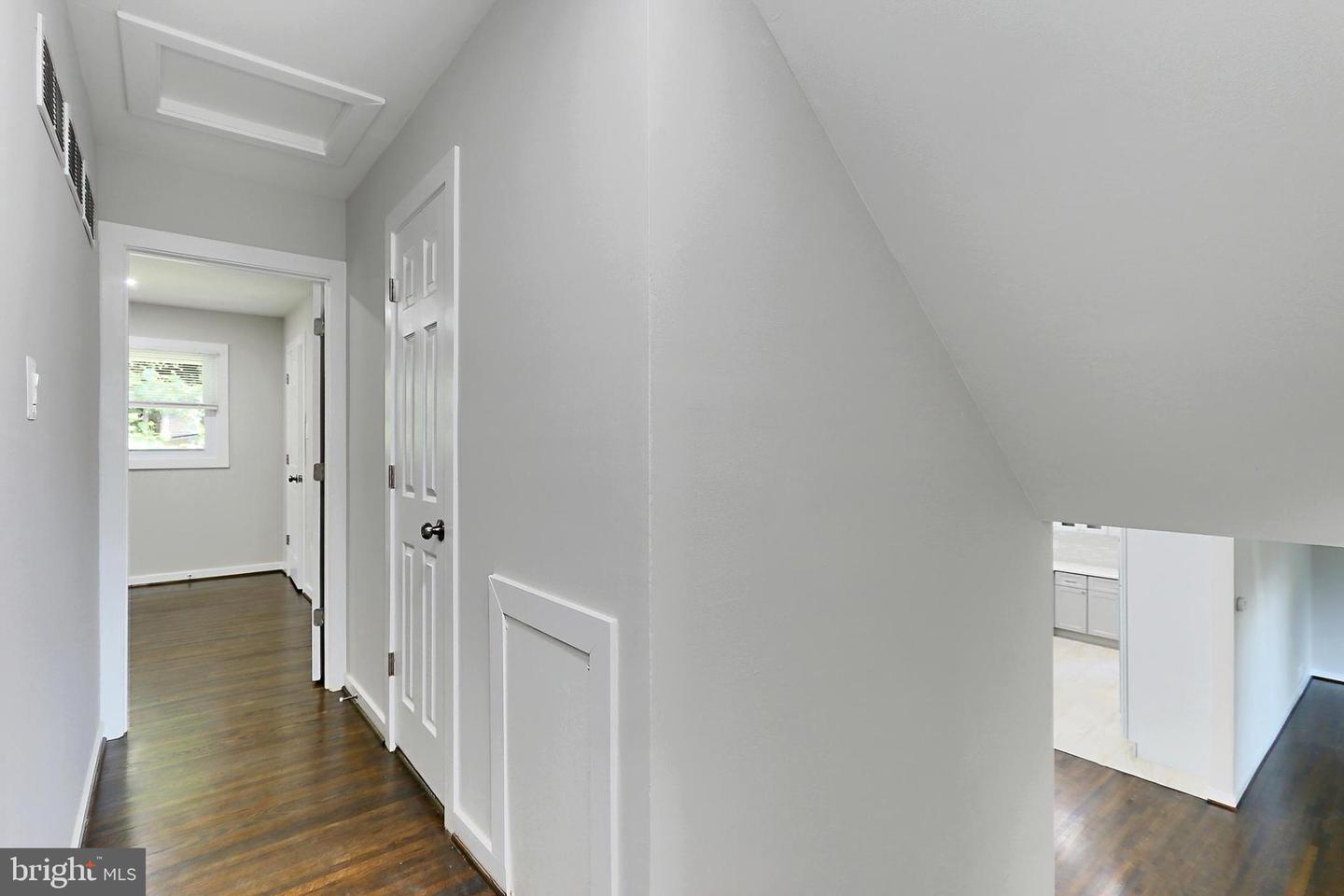 6500 RIVINGTON, SPRINGFIELD, Virginia 22152, 5 Bedrooms Bedrooms, 13 Rooms Rooms,3 BathroomsBathrooms,Residential,For sale,6500 RIVINGTON,VAFX2257818 MLS # VAFX2257818
