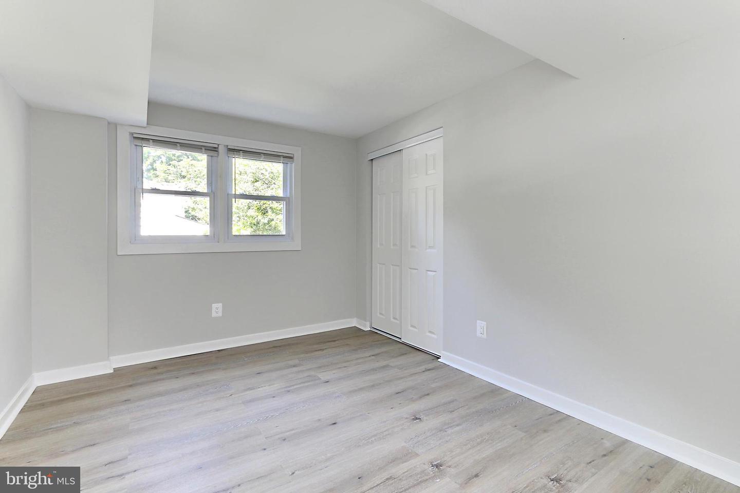 6500 RIVINGTON, SPRINGFIELD, Virginia 22152, 5 Bedrooms Bedrooms, 13 Rooms Rooms,3 BathroomsBathrooms,Residential,For sale,6500 RIVINGTON,VAFX2257818 MLS # VAFX2257818