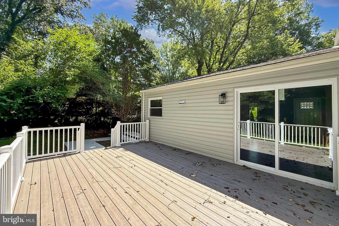 6500 RIVINGTON, SPRINGFIELD, Virginia 22152, 5 Bedrooms Bedrooms, 13 Rooms Rooms,3 BathroomsBathrooms,Residential,For sale,6500 RIVINGTON,VAFX2257818 MLS # VAFX2257818