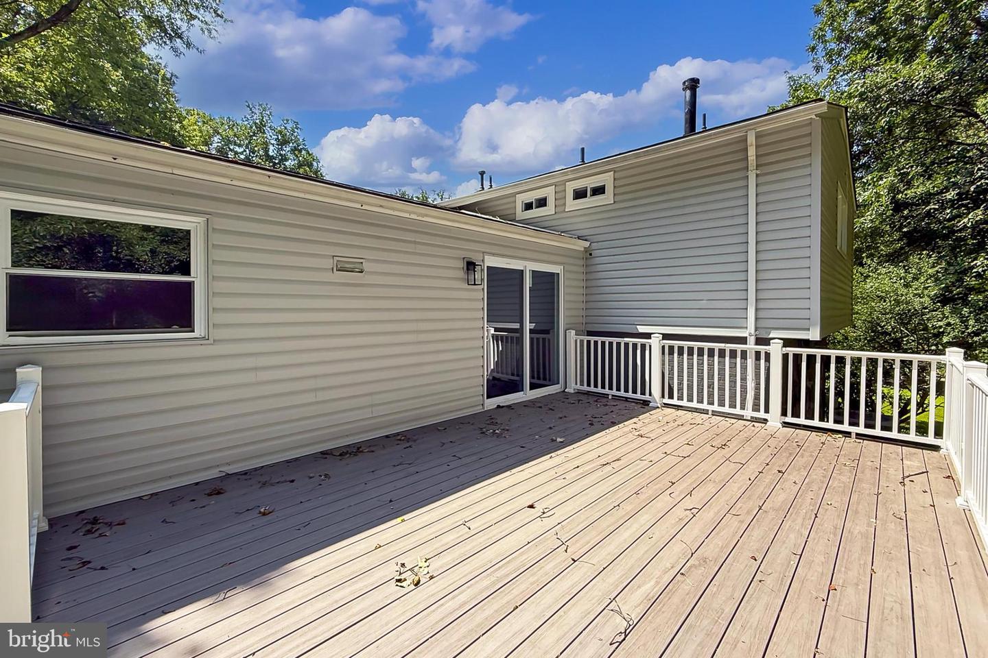 6500 RIVINGTON, SPRINGFIELD, Virginia 22152, 5 Bedrooms Bedrooms, 13 Rooms Rooms,3 BathroomsBathrooms,Residential,For sale,6500 RIVINGTON,VAFX2257818 MLS # VAFX2257818