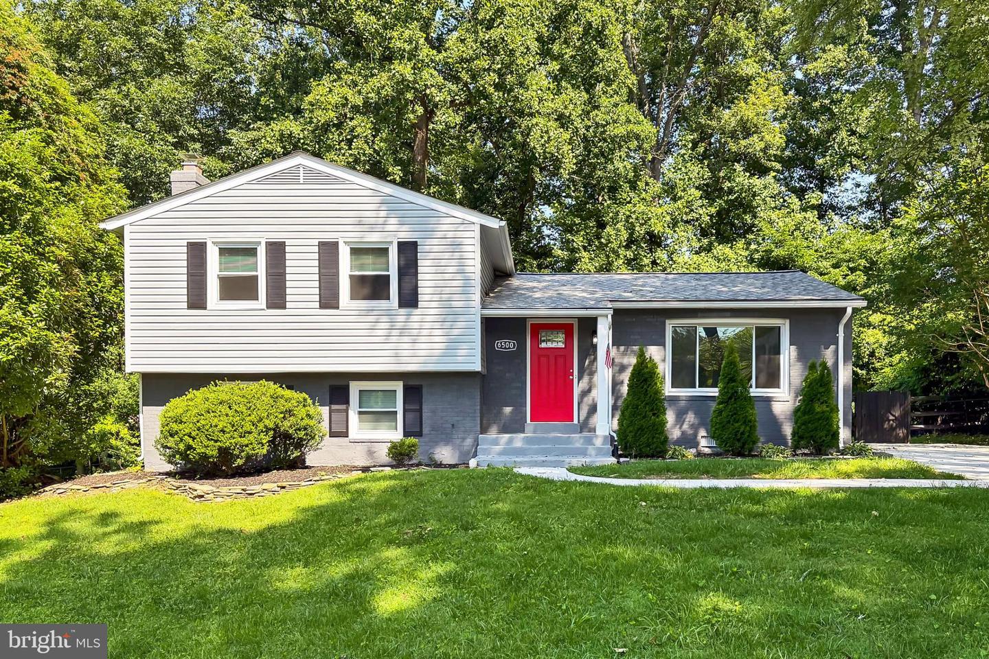 6500 RIVINGTON, SPRINGFIELD, Virginia 22152, 5 Bedrooms Bedrooms, 13 Rooms Rooms,3 BathroomsBathrooms,Residential,For sale,6500 RIVINGTON,VAFX2257818 MLS # VAFX2257818