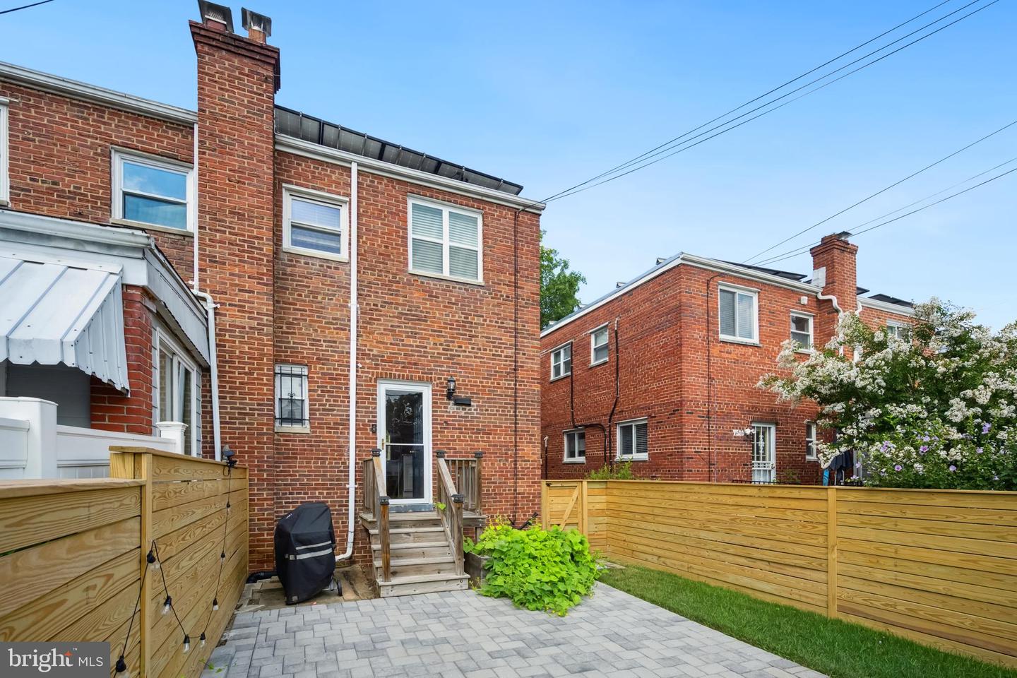 7524 EASTERN AVE NW, WASHINGTON, District Of Columbia 20012, 4 Bedrooms Bedrooms, ,2 BathroomsBathrooms,Residential,For sale,7524 EASTERN AVE NW,DCDC2212292 MLS # DCDC2212292