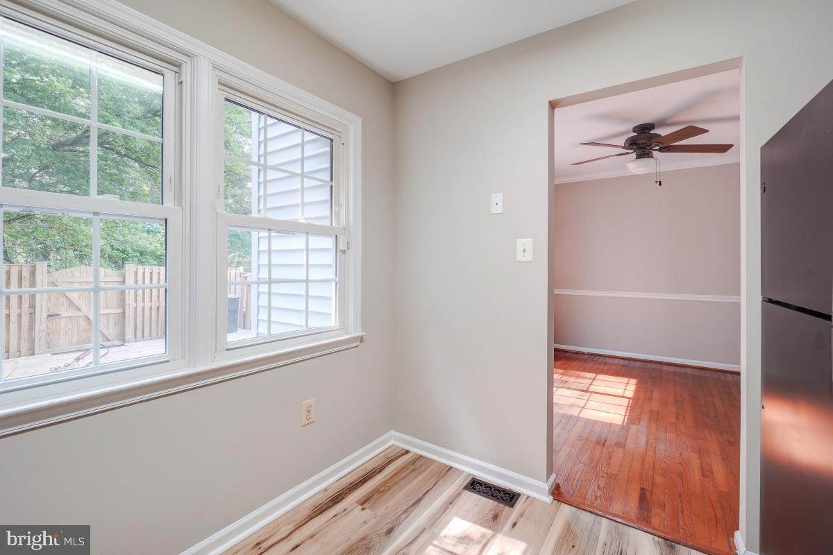 5717 EDGEWATER OAK CT, BURKE, Virginia 22015, 3 Bedrooms Bedrooms, ,2 BathroomsBathrooms,Residential,For sale,5717 EDGEWATER OAK CT,VAFX2257840 MLS # VAFX2257840