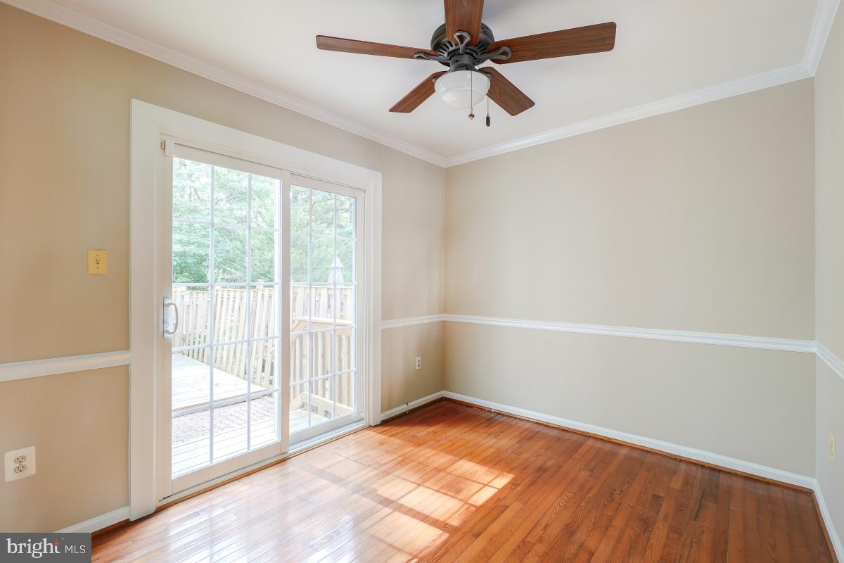 5717 EDGEWATER OAK CT, BURKE, Virginia 22015, 3 Bedrooms Bedrooms, ,2 BathroomsBathrooms,Residential,For sale,5717 EDGEWATER OAK CT,VAFX2257840 MLS # VAFX2257840