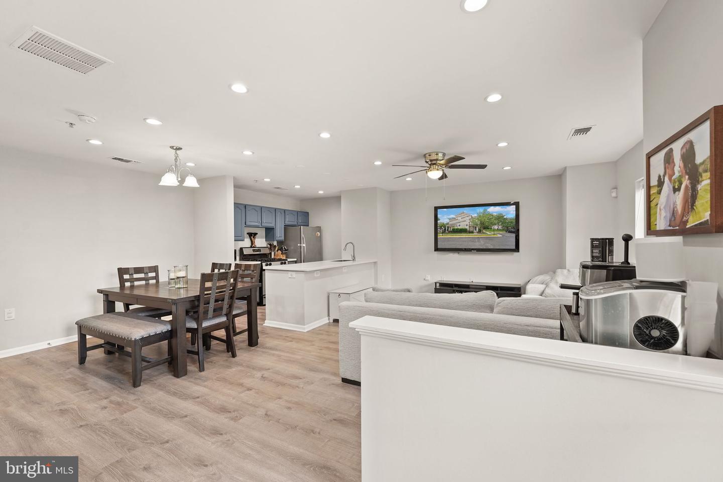 43573 PATCHING POND SQ, ASHBURN, Virginia 20147, 3 Bedrooms Bedrooms, ,2 BathroomsBathrooms,Residential,For sale,43573 PATCHING POND SQ,VALO2103250 MLS # VALO2103250