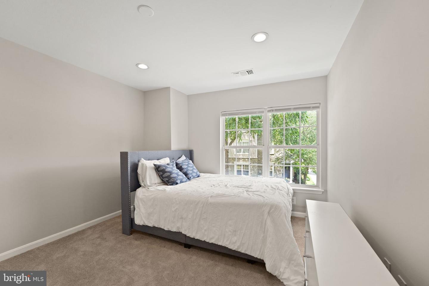 43573 PATCHING POND SQ, ASHBURN, Virginia 20147, 3 Bedrooms Bedrooms, ,2 BathroomsBathrooms,Residential,For sale,43573 PATCHING POND SQ,VALO2103250 MLS # VALO2103250