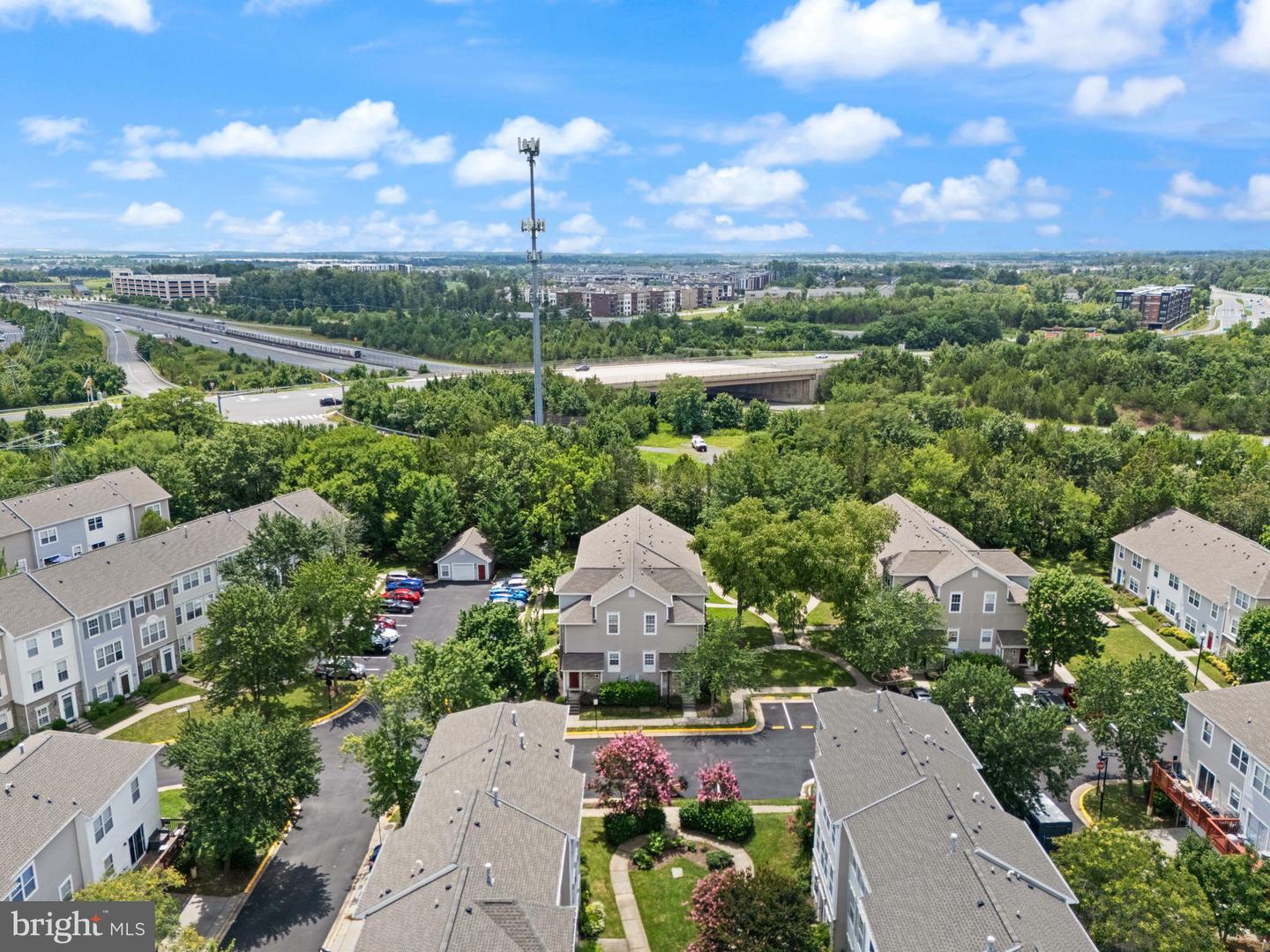 43573 PATCHING POND SQ, ASHBURN, Virginia 20147, 3 Bedrooms Bedrooms, ,2 BathroomsBathrooms,Residential,For sale,43573 PATCHING POND SQ,VALO2103250 MLS # VALO2103250