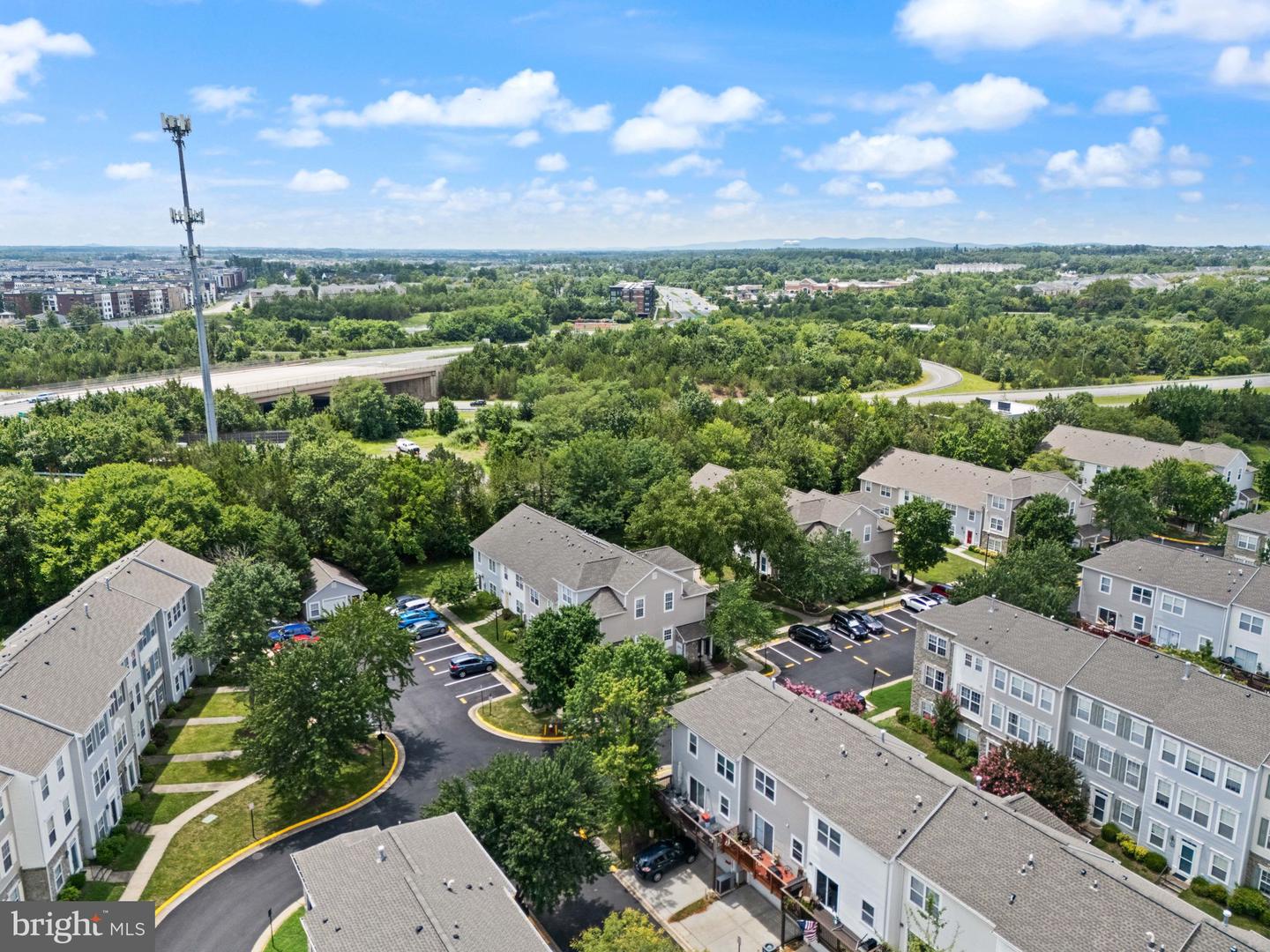43573 PATCHING POND SQ, ASHBURN, Virginia 20147, 3 Bedrooms Bedrooms, ,2 BathroomsBathrooms,Residential,For sale,43573 PATCHING POND SQ,VALO2103250 MLS # VALO2103250