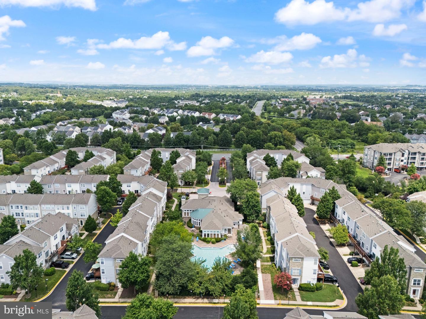 43573 PATCHING POND SQ, ASHBURN, Virginia 20147, 3 Bedrooms Bedrooms, ,2 BathroomsBathrooms,Residential,For sale,43573 PATCHING POND SQ,VALO2103250 MLS # VALO2103250