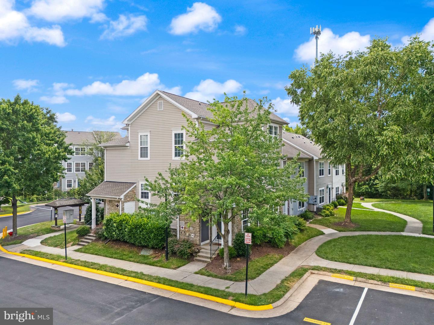 43573 PATCHING POND SQ, ASHBURN, Virginia 20147, 3 Bedrooms Bedrooms, ,2 BathroomsBathrooms,Residential,For sale,43573 PATCHING POND SQ,VALO2103250 MLS # VALO2103250