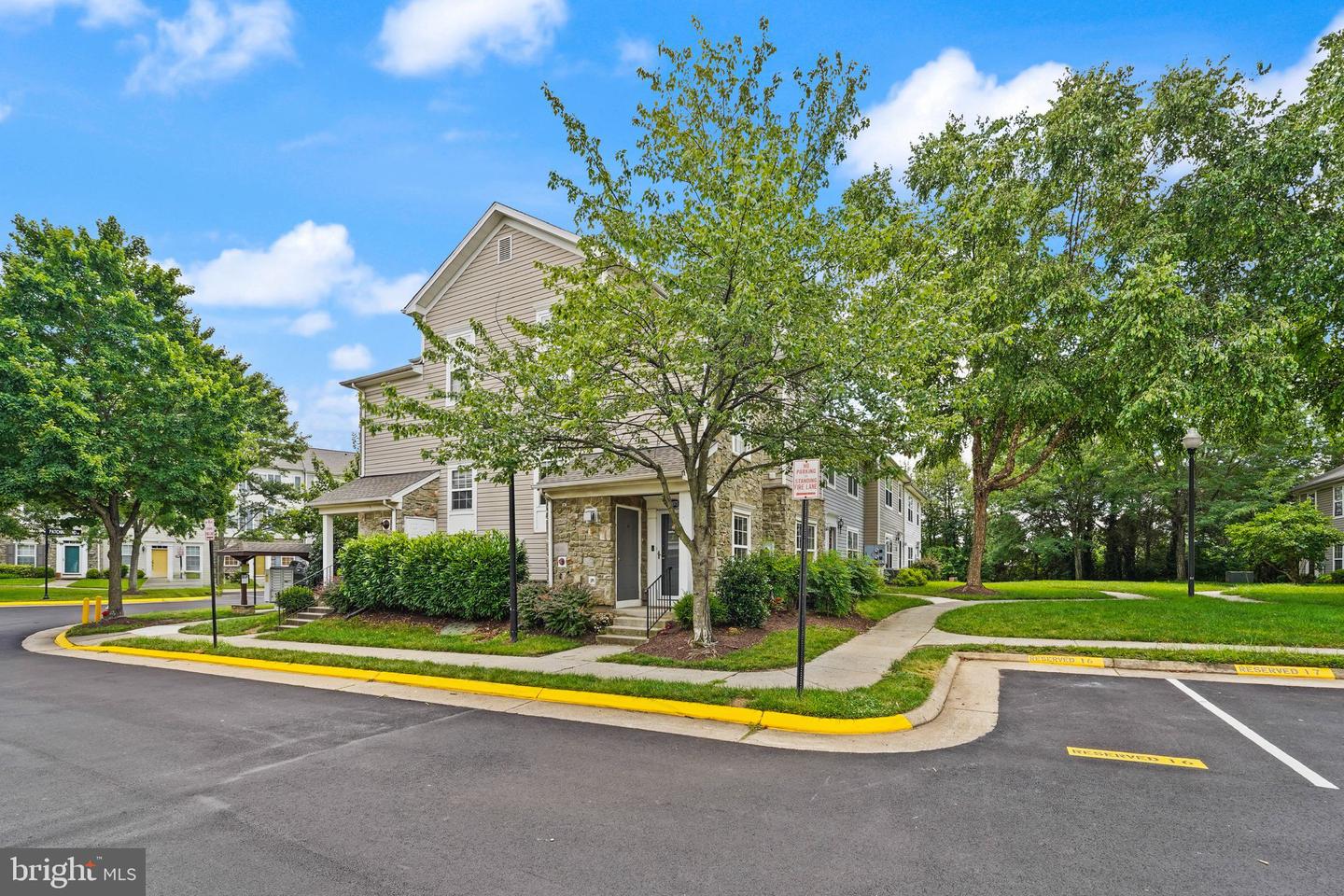 43573 PATCHING POND SQ, ASHBURN, Virginia 20147, 3 Bedrooms Bedrooms, ,2 BathroomsBathrooms,Residential,For sale,43573 PATCHING POND SQ,VALO2103250 MLS # VALO2103250