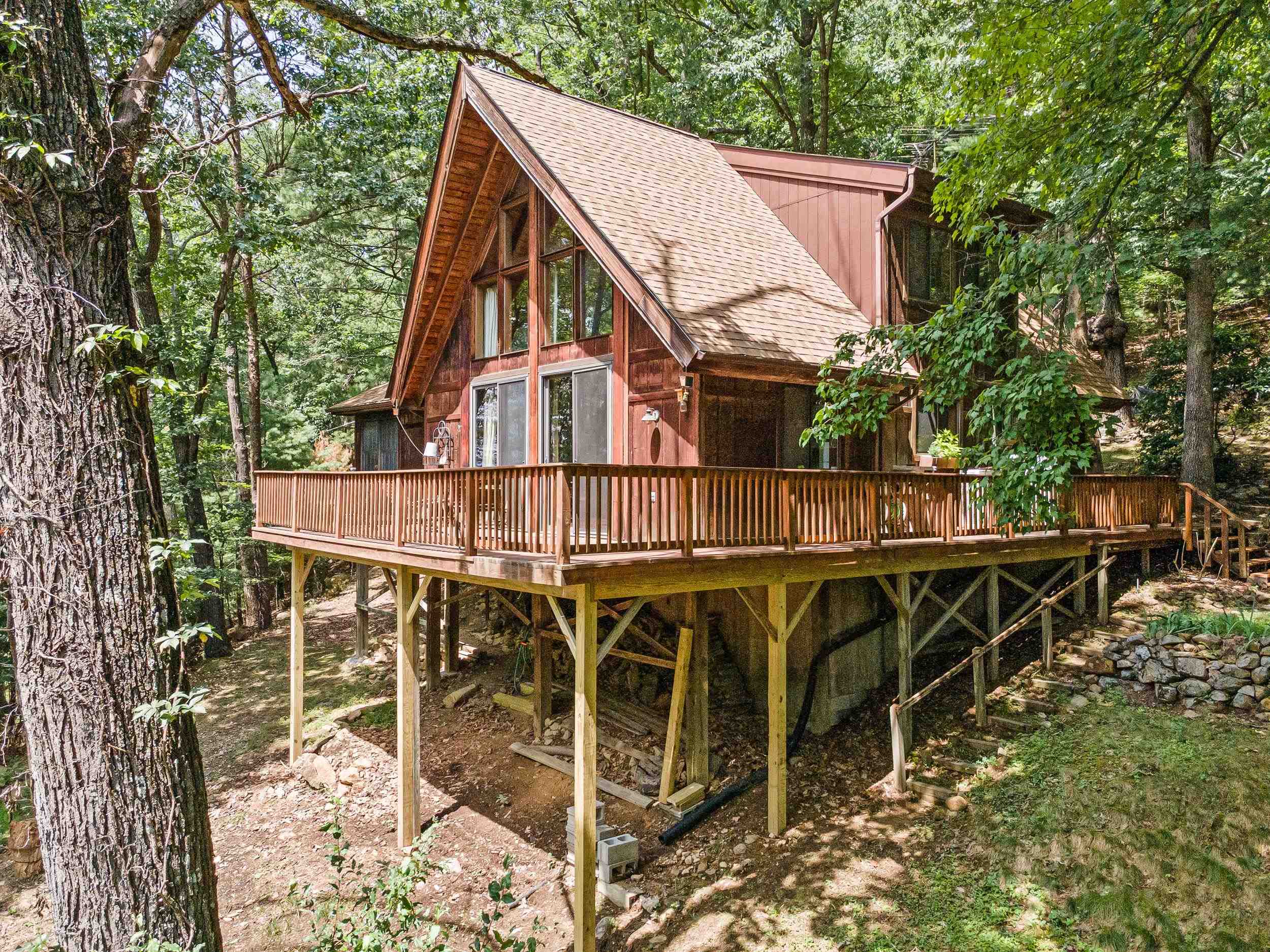 303 JORDAN HOLLOW RD, STANLEY, Virginia 22851, 2 Bedrooms Bedrooms, ,2 BathroomsBathrooms,Residential,303 JORDAN HOLLOW RD,667241 MLS # 667241