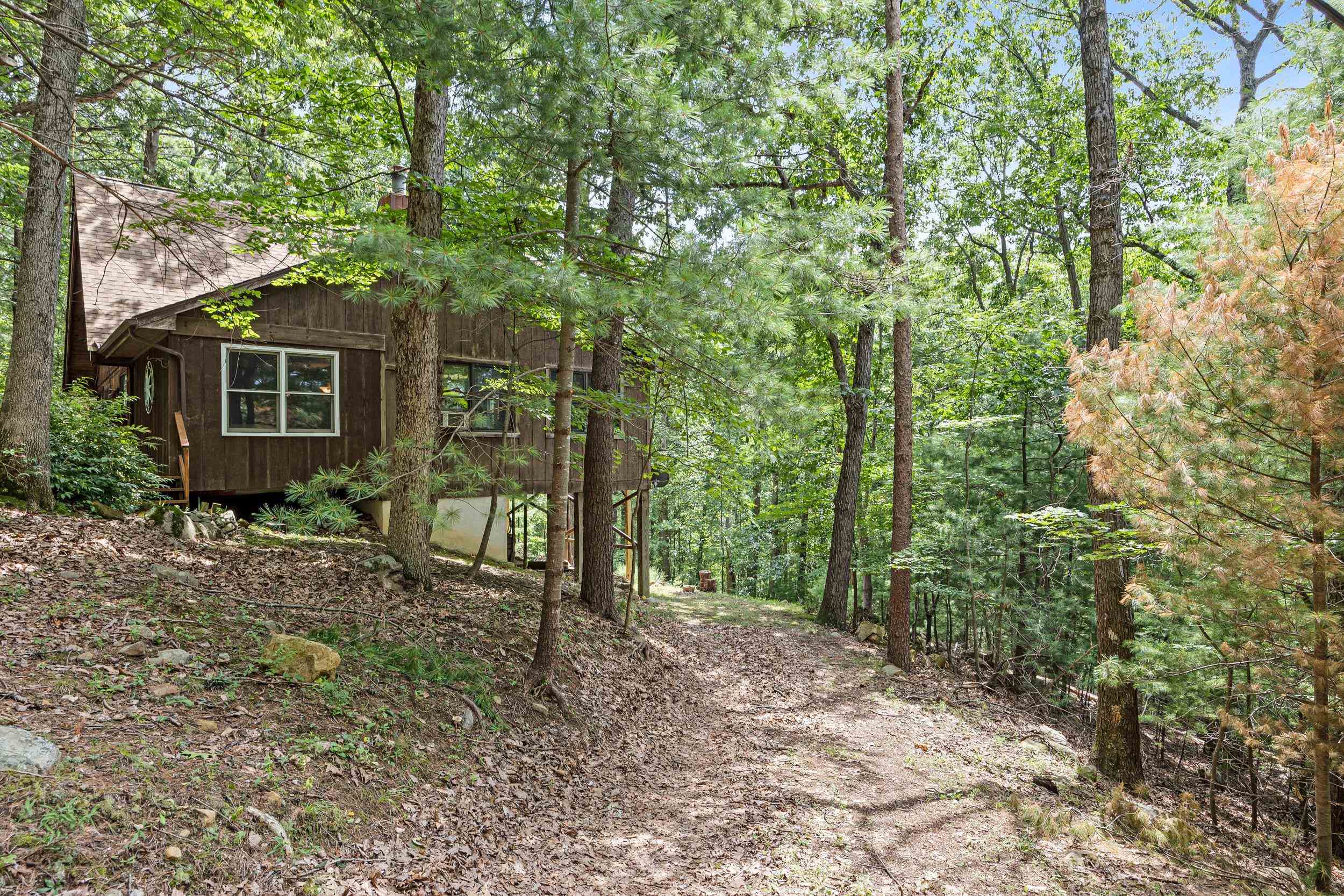 303 JORDAN HOLLOW RD, STANLEY, Virginia 22851, 2 Bedrooms Bedrooms, ,2 BathroomsBathrooms,Residential,303 JORDAN HOLLOW RD,667241 MLS # 667241
