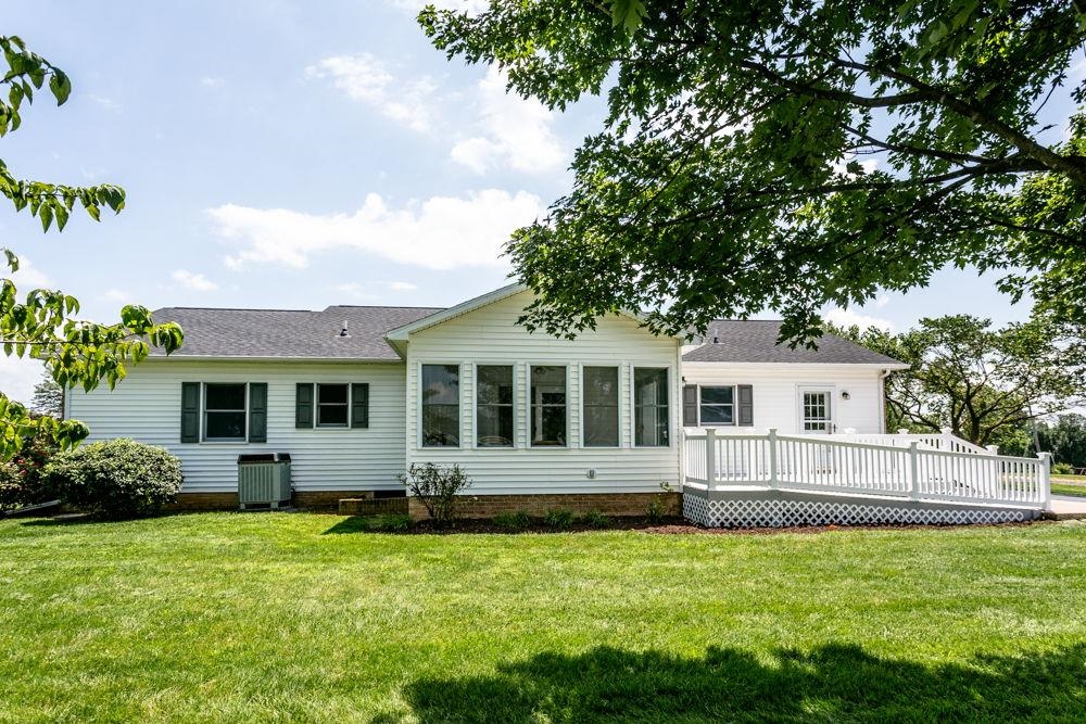 382 S SUNSET DR, BROADWAY, Virginia 22815, 3 Bedrooms Bedrooms, ,2 BathroomsBathrooms,Residential,382 S SUNSET DR,667246 MLS # 667246