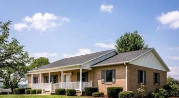 382 S SUNSET DR, BROADWAY, Virginia 22815, 3 Bedrooms Bedrooms, ,2 BathroomsBathrooms,Residential,382 S SUNSET DR,667246 MLS # 667246