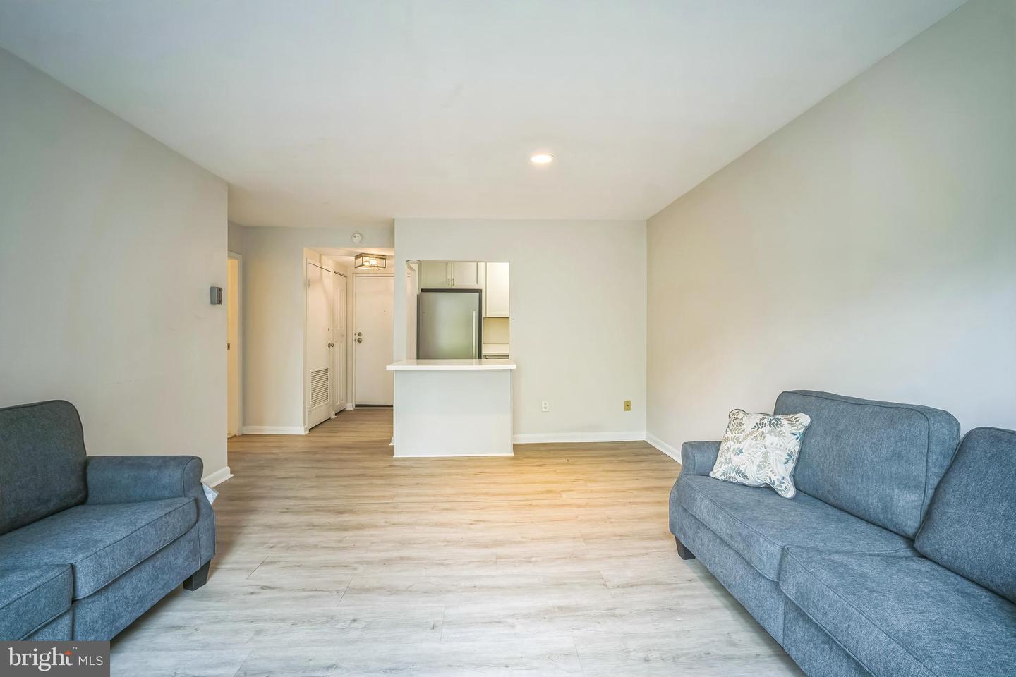 6001 ARLINGTON BLVD #313, FALLS CHURCH, Virginia 22044, 1 Bedroom Bedrooms, ,1 BathroomBathrooms,Residential,For sale,6001 ARLINGTON BLVD #313,VAFX2257914 MLS # VAFX2257914