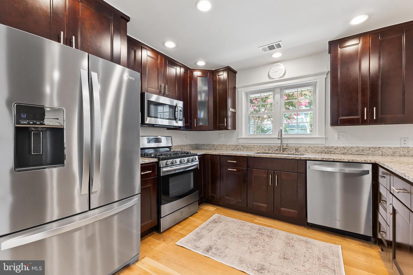 7935 WELLINGTON RD, ALEXANDRIA, Virginia 22308, 3 Bedrooms Bedrooms, ,2 BathroomsBathrooms,Residential,For sale,7935 WELLINGTON RD,VAFX2257924 MLS # VAFX2257924
