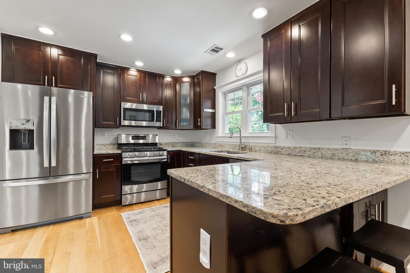 7935 WELLINGTON RD, ALEXANDRIA, Virginia 22308, 3 Bedrooms Bedrooms, ,2 BathroomsBathrooms,Residential,For sale,7935 WELLINGTON RD,VAFX2257924 MLS # VAFX2257924