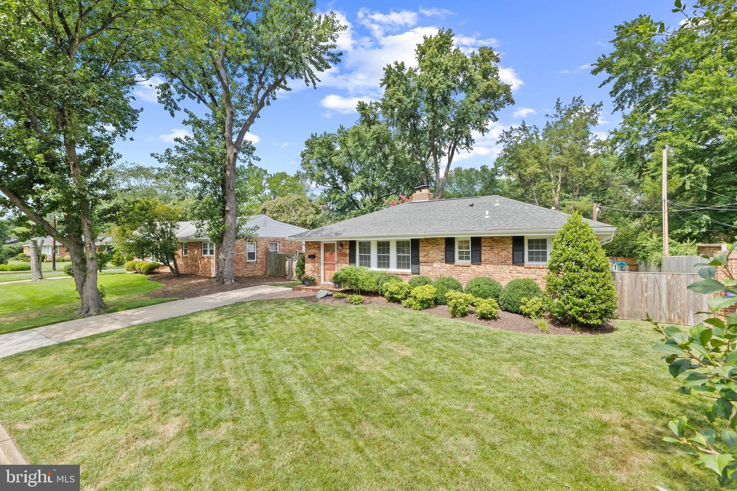 7935 WELLINGTON RD, ALEXANDRIA, Virginia 22308, 3 Bedrooms Bedrooms, ,2 BathroomsBathrooms,Residential,For sale,7935 WELLINGTON RD,VAFX2257924 MLS # VAFX2257924