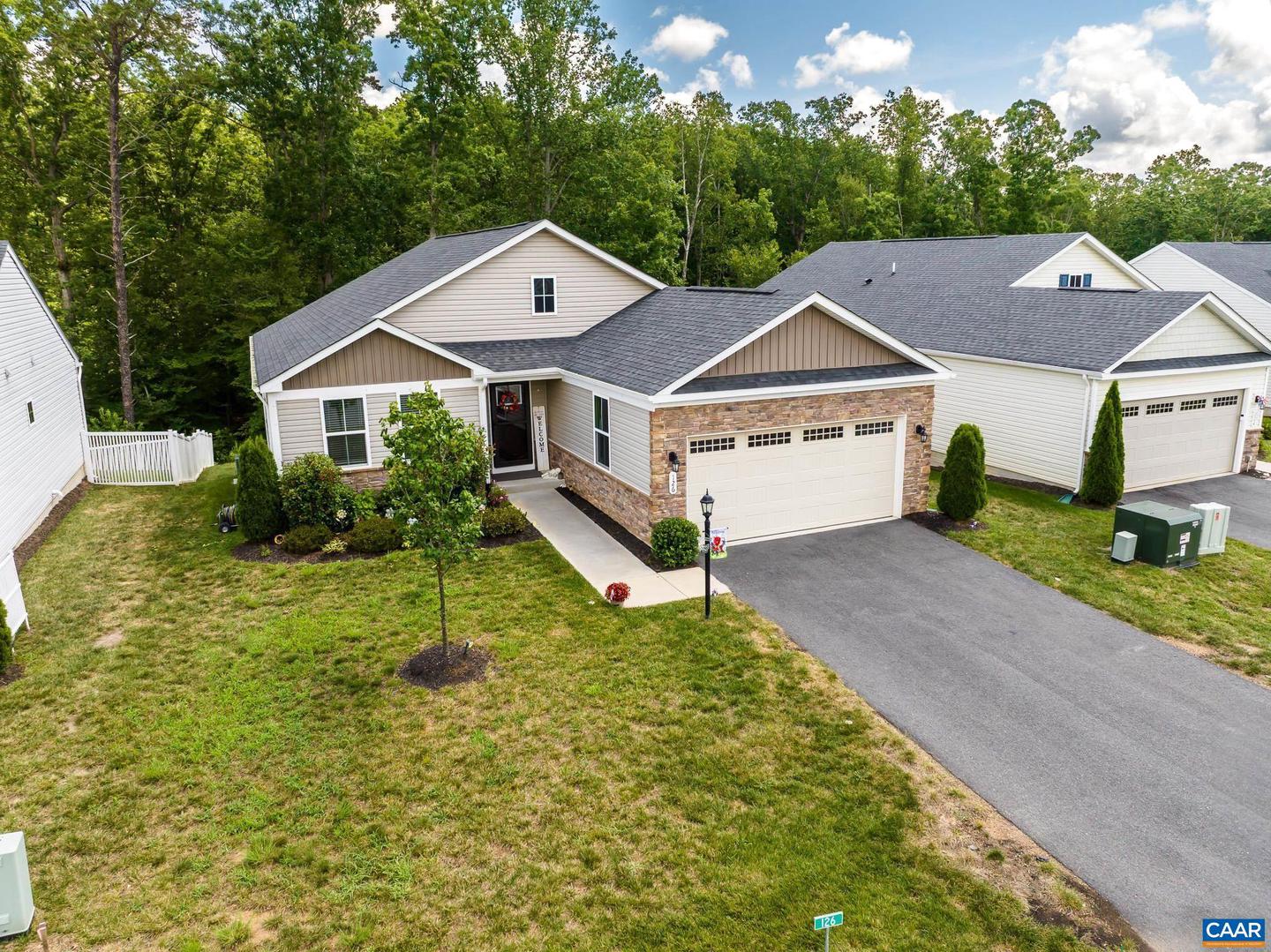 126 VIRGINIA AVE, PALMYRA, Virginia 22963, 3 Bedrooms Bedrooms, ,2 BathroomsBathrooms,Residential,For sale,126 VIRGINIA AVE,667176 MLS # 667176