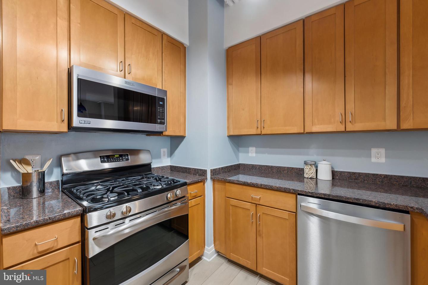 4490 MARKET COMMONS DR #202, FAIRFAX, Virginia 22033, 2 Bedrooms Bedrooms, ,2 BathroomsBathrooms,Residential,For sale,4490 MARKET COMMONS DR #202,VAFX2257982 MLS # VAFX2257982