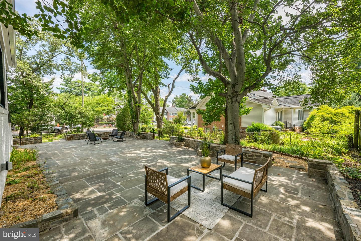 1901 BELLE HAVEN RD, ALEXANDRIA, Virginia 22307, 5 Bedrooms Bedrooms, ,3 BathroomsBathrooms,Residential,For sale,1901 BELLE HAVEN RD,VAFX2257994 MLS # VAFX2257994
