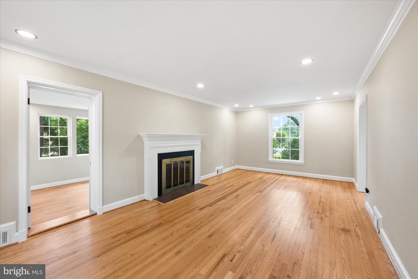 1901 BELLE HAVEN RD, ALEXANDRIA, Virginia 22307, 5 Bedrooms Bedrooms, ,3 BathroomsBathrooms,Residential,For sale,1901 BELLE HAVEN RD,VAFX2257994 MLS # VAFX2257994