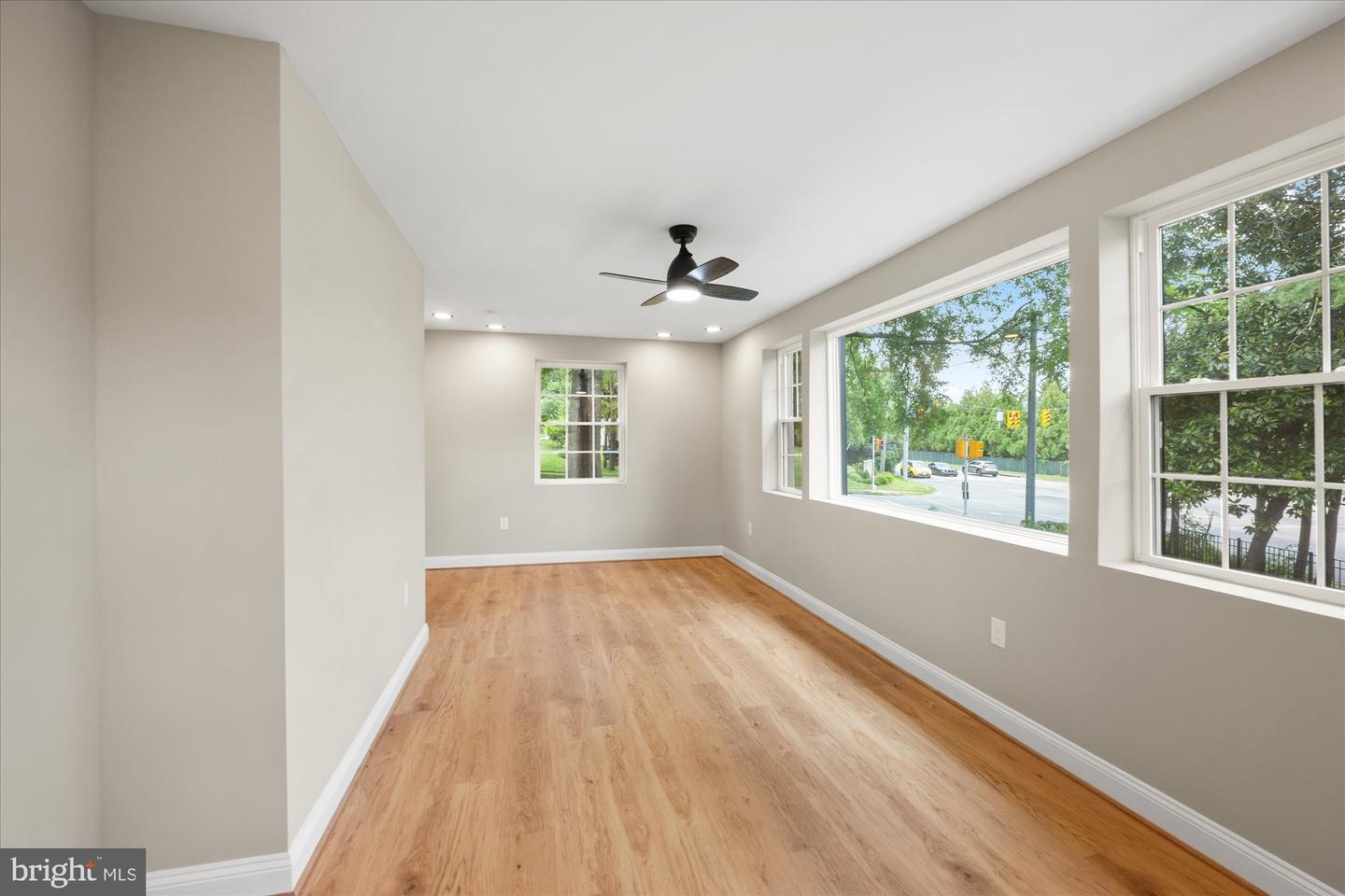 1901 BELLE HAVEN RD, ALEXANDRIA, Virginia 22307, 5 Bedrooms Bedrooms, ,3 BathroomsBathrooms,Residential,For sale,1901 BELLE HAVEN RD,VAFX2257994 MLS # VAFX2257994