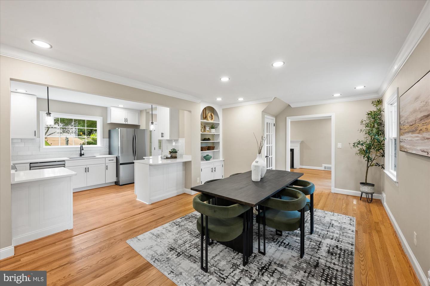 1901 BELLE HAVEN RD, ALEXANDRIA, Virginia 22307, 5 Bedrooms Bedrooms, ,3 BathroomsBathrooms,Residential,For sale,1901 BELLE HAVEN RD,VAFX2257994 MLS # VAFX2257994