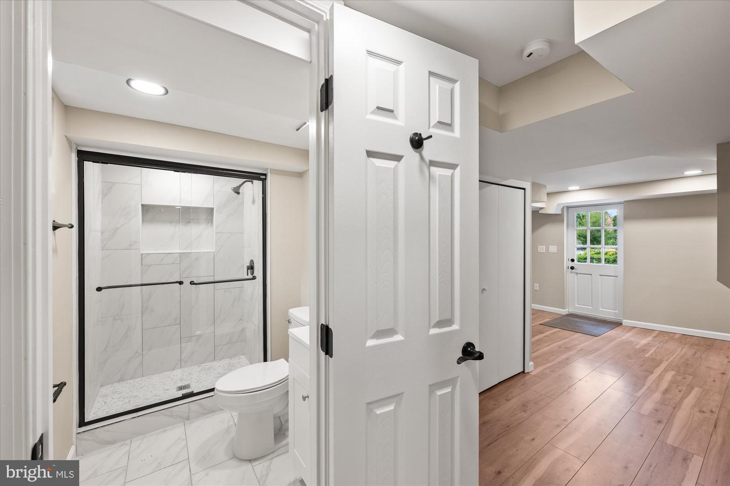 1901 BELLE HAVEN RD, ALEXANDRIA, Virginia 22307, 5 Bedrooms Bedrooms, ,3 BathroomsBathrooms,Residential,For sale,1901 BELLE HAVEN RD,VAFX2257994 MLS # VAFX2257994
