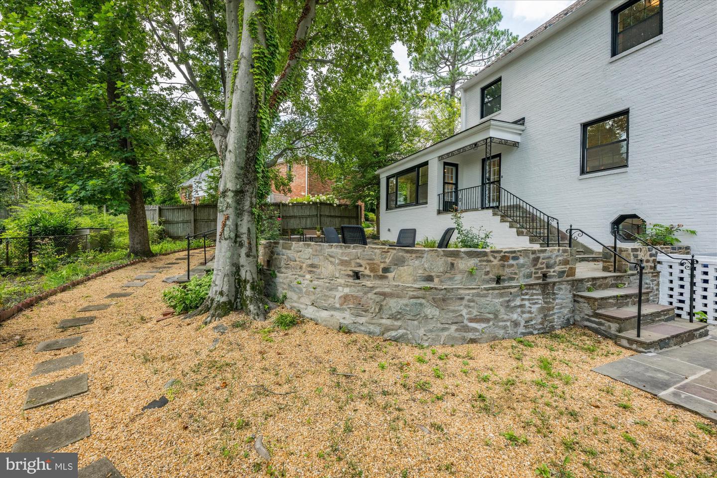 1901 BELLE HAVEN RD, ALEXANDRIA, Virginia 22307, 5 Bedrooms Bedrooms, ,3 BathroomsBathrooms,Residential,For sale,1901 BELLE HAVEN RD,VAFX2257994 MLS # VAFX2257994