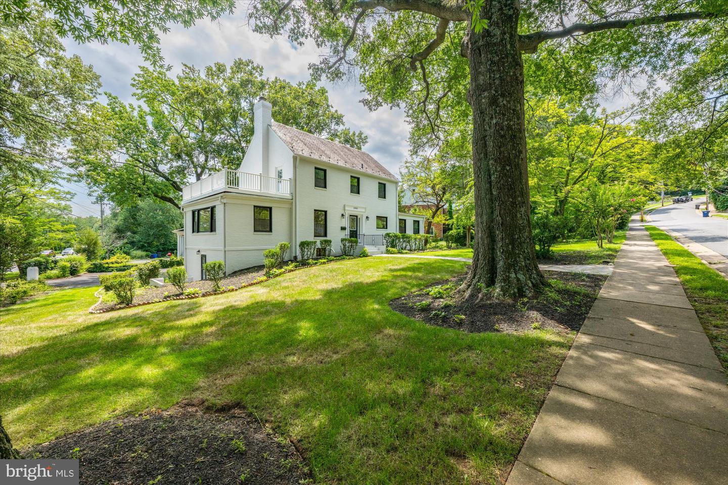 1901 BELLE HAVEN RD, ALEXANDRIA, Virginia 22307, 5 Bedrooms Bedrooms, ,3 BathroomsBathrooms,Residential,For sale,1901 BELLE HAVEN RD,VAFX2257994 MLS # VAFX2257994