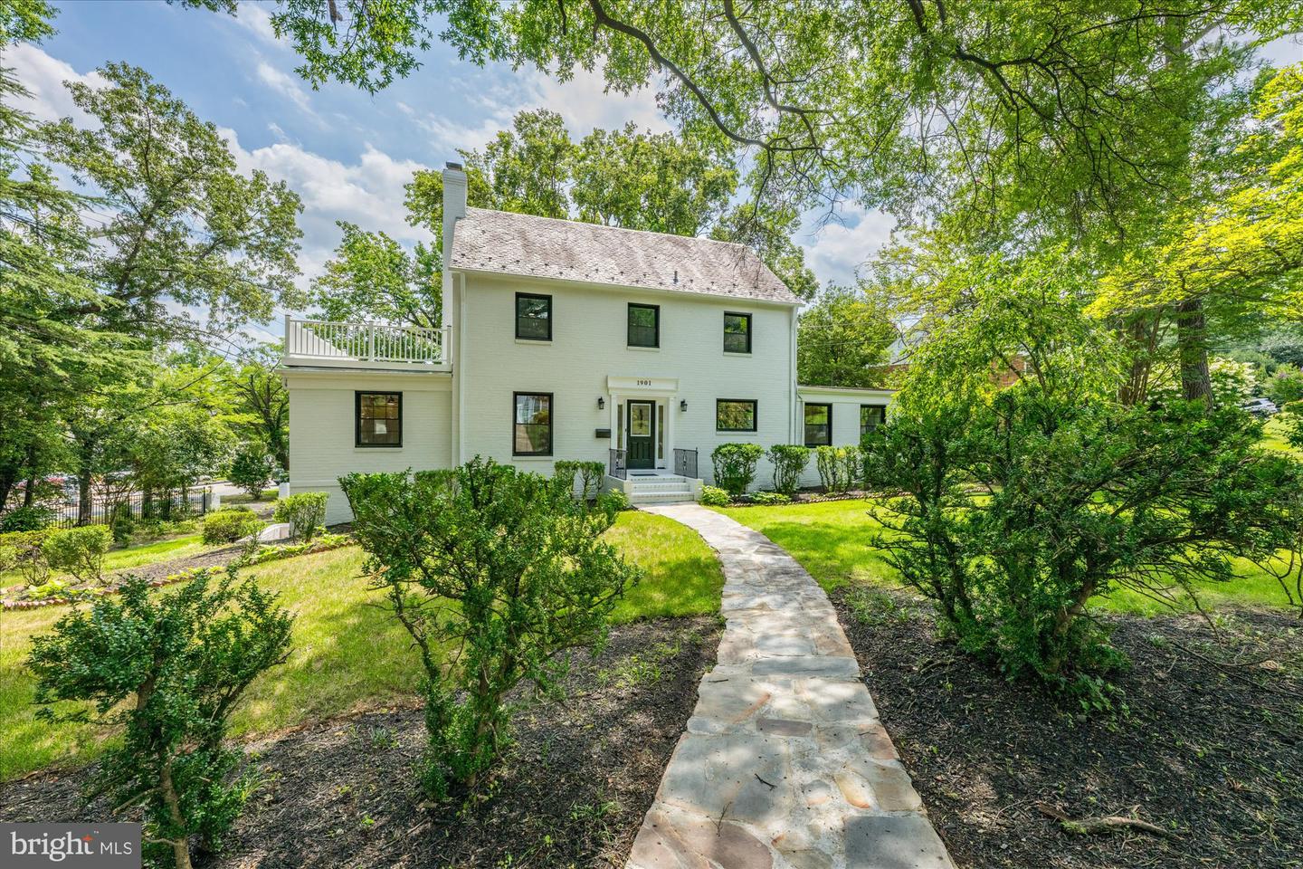 1901 BELLE HAVEN RD, ALEXANDRIA, Virginia 22307, 5 Bedrooms Bedrooms, ,3 BathroomsBathrooms,Residential,For sale,1901 BELLE HAVEN RD,VAFX2257994 MLS # VAFX2257994