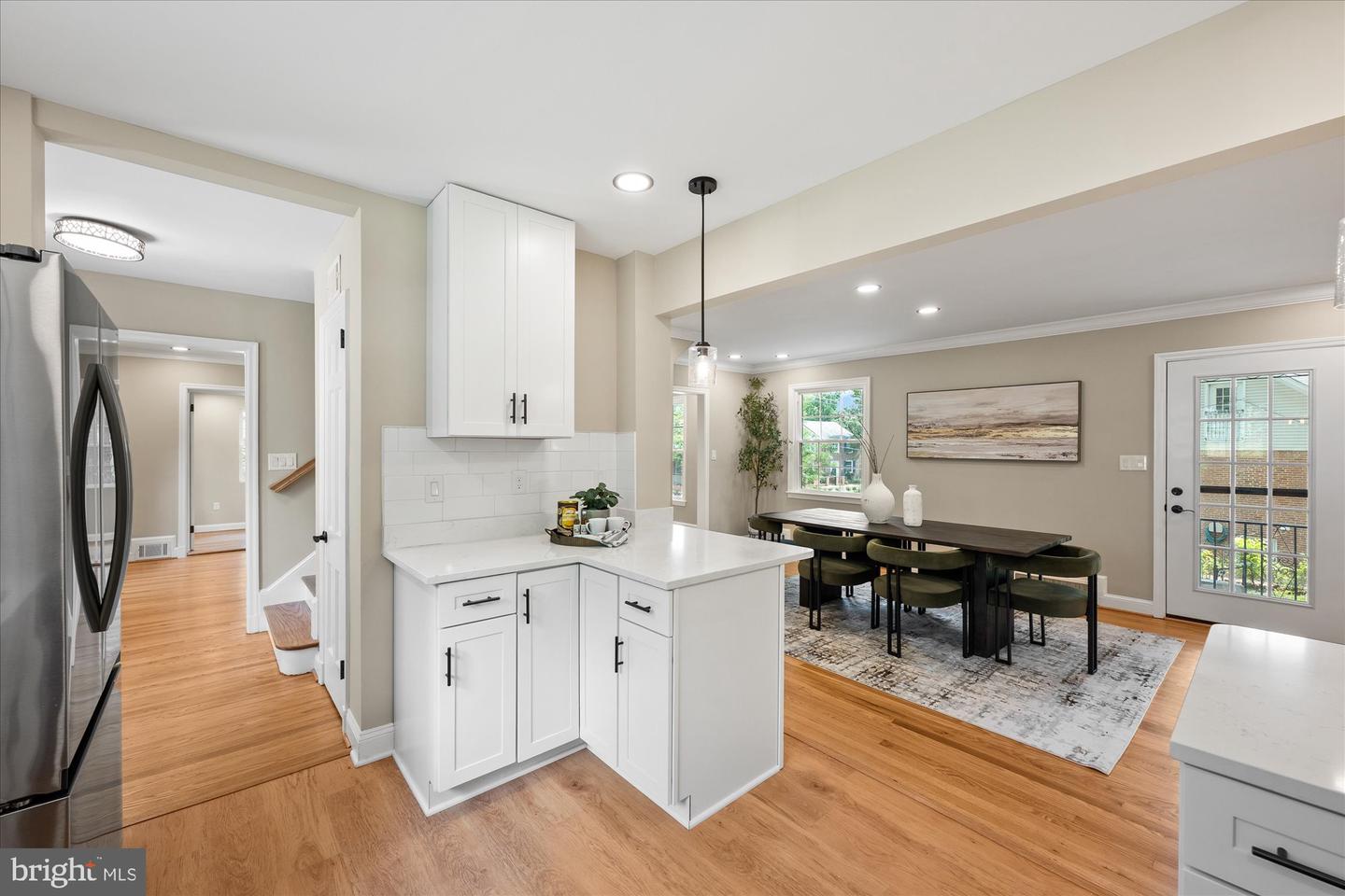 1901 BELLE HAVEN RD, ALEXANDRIA, Virginia 22307, 5 Bedrooms Bedrooms, ,3 BathroomsBathrooms,Residential,For sale,1901 BELLE HAVEN RD,VAFX2257994 MLS # VAFX2257994