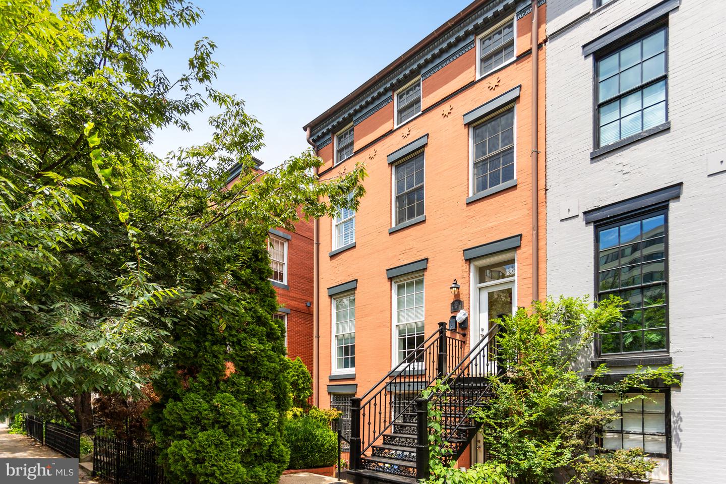 933 M ST NW #1, WASHINGTON, District Of Columbia 20001, 2 Bedrooms Bedrooms, ,2 BathroomsBathrooms,Residential,For sale,933 M ST NW #1,DCDC2212410 MLS # DCDC2212410