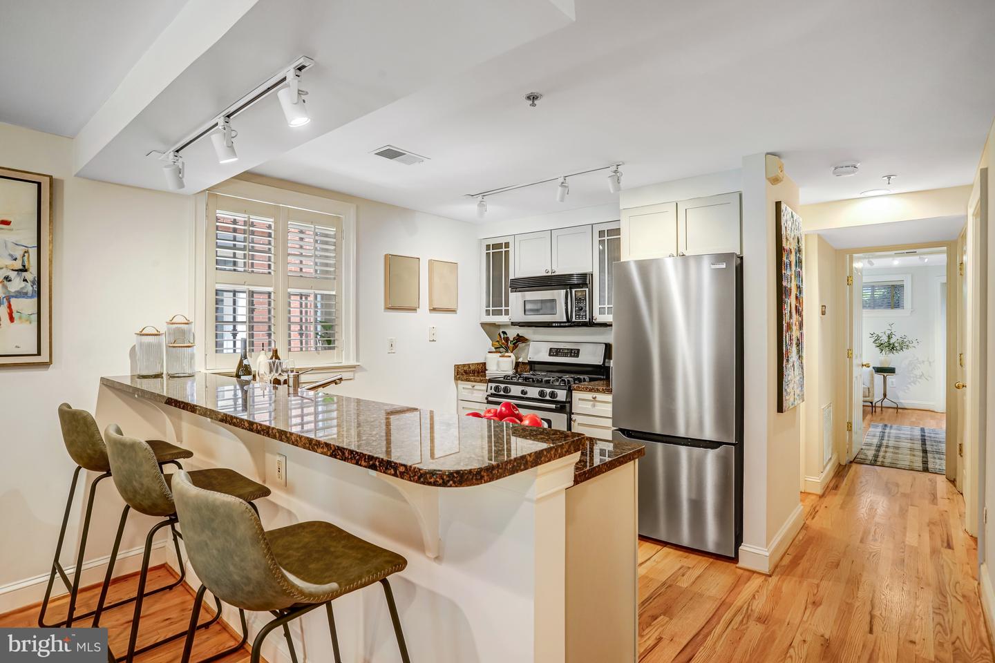 933 M ST NW #1, WASHINGTON, District Of Columbia 20001, 2 Bedrooms Bedrooms, ,2 BathroomsBathrooms,Residential,For sale,933 M ST NW #1,DCDC2212410 MLS # DCDC2212410