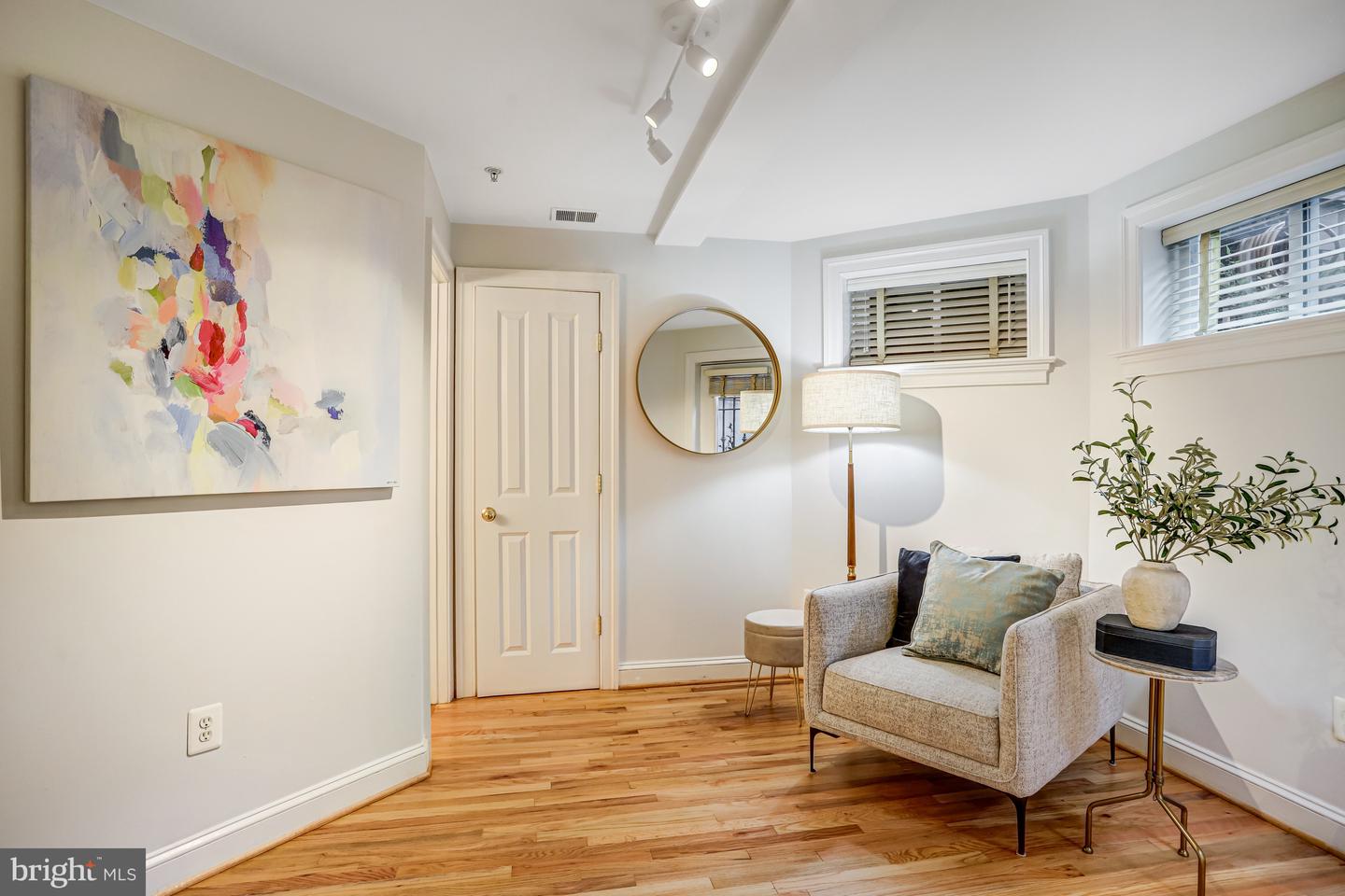 933 M ST NW #1, WASHINGTON, District Of Columbia 20001, 2 Bedrooms Bedrooms, ,2 BathroomsBathrooms,Residential,For sale,933 M ST NW #1,DCDC2212410 MLS # DCDC2212410
