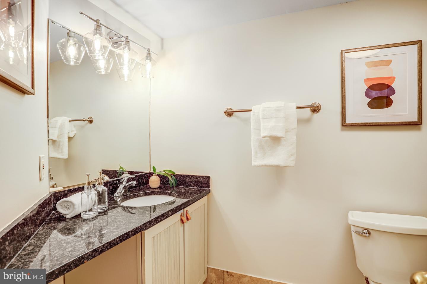 933 M ST NW #1, WASHINGTON, District Of Columbia 20001, 2 Bedrooms Bedrooms, ,2 BathroomsBathrooms,Residential,For sale,933 M ST NW #1,DCDC2212410 MLS # DCDC2212410