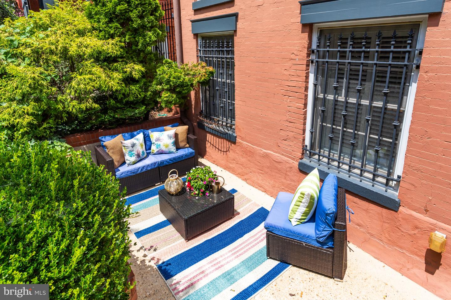 933 M ST NW #1, WASHINGTON, District Of Columbia 20001, 2 Bedrooms Bedrooms, ,2 BathroomsBathrooms,Residential,For sale,933 M ST NW #1,DCDC2212410 MLS # DCDC2212410