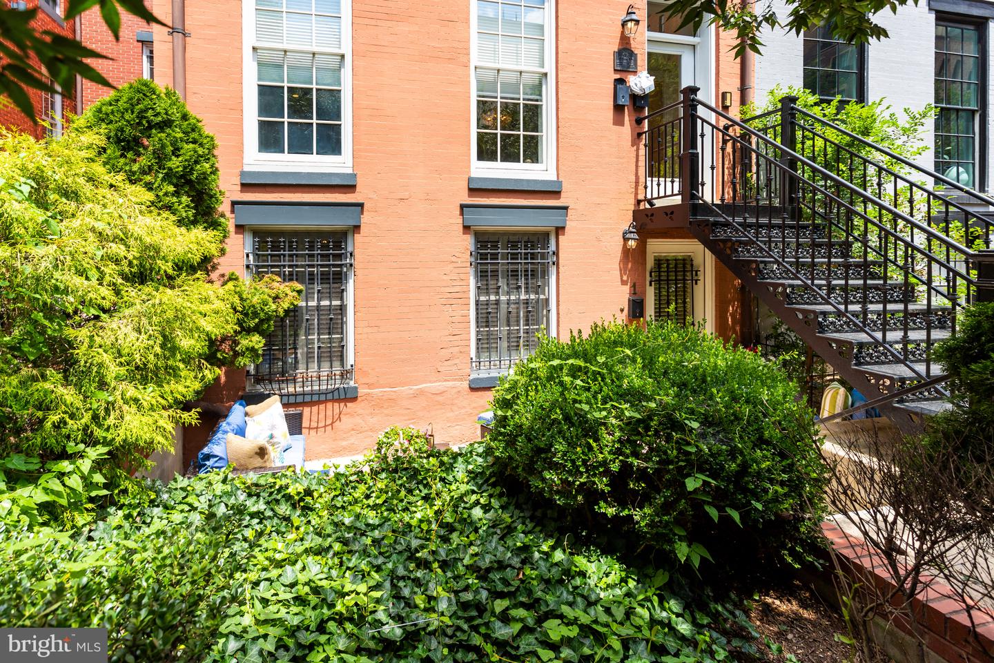933 M ST NW #1, WASHINGTON, District Of Columbia 20001, 2 Bedrooms Bedrooms, ,2 BathroomsBathrooms,Residential,For sale,933 M ST NW #1,DCDC2212410 MLS # DCDC2212410