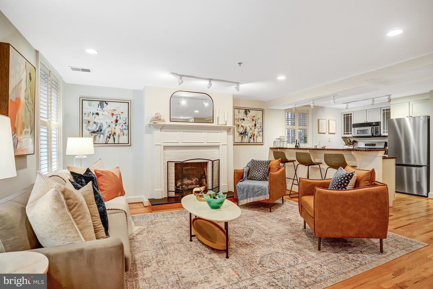933 M ST NW #1, WASHINGTON, District Of Columbia 20001, 2 Bedrooms Bedrooms, ,2 BathroomsBathrooms,Residential,For sale,933 M ST NW #1,DCDC2212410 MLS # DCDC2212410