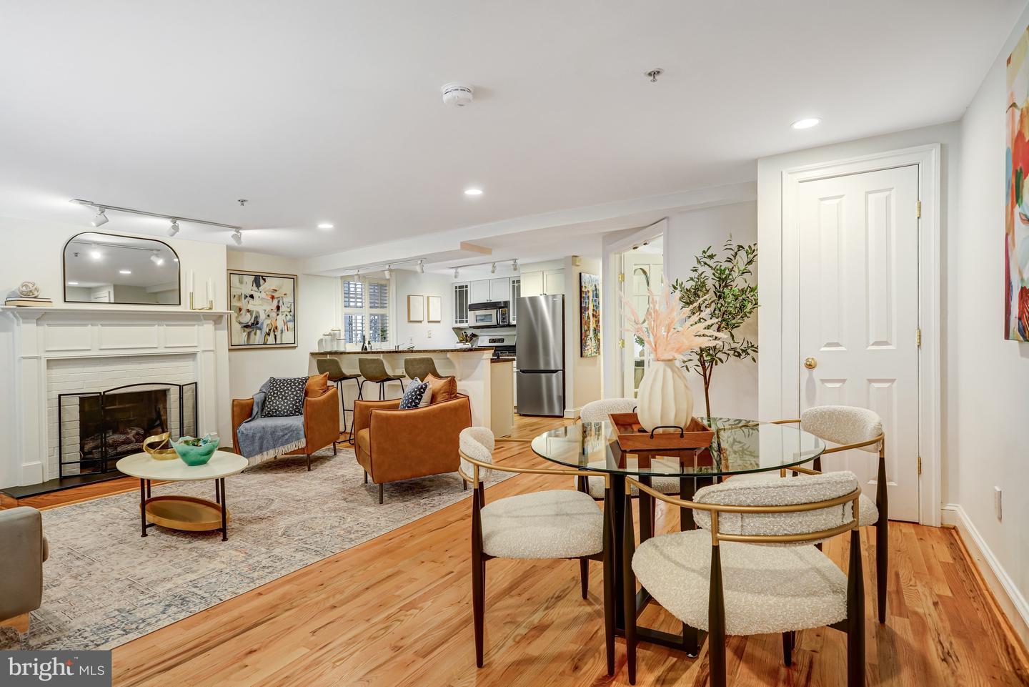 933 M ST NW #1, WASHINGTON, District Of Columbia 20001, 2 Bedrooms Bedrooms, ,2 BathroomsBathrooms,Residential,For sale,933 M ST NW #1,DCDC2212410 MLS # DCDC2212410