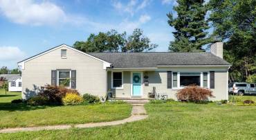 218 ROBIN RD, WAYNESBORO, Virginia 22980, 4 Bedrooms Bedrooms, ,2 BathroomsBathrooms,Residential,For sale,218 ROBIN RD,667190 MLS # 667190