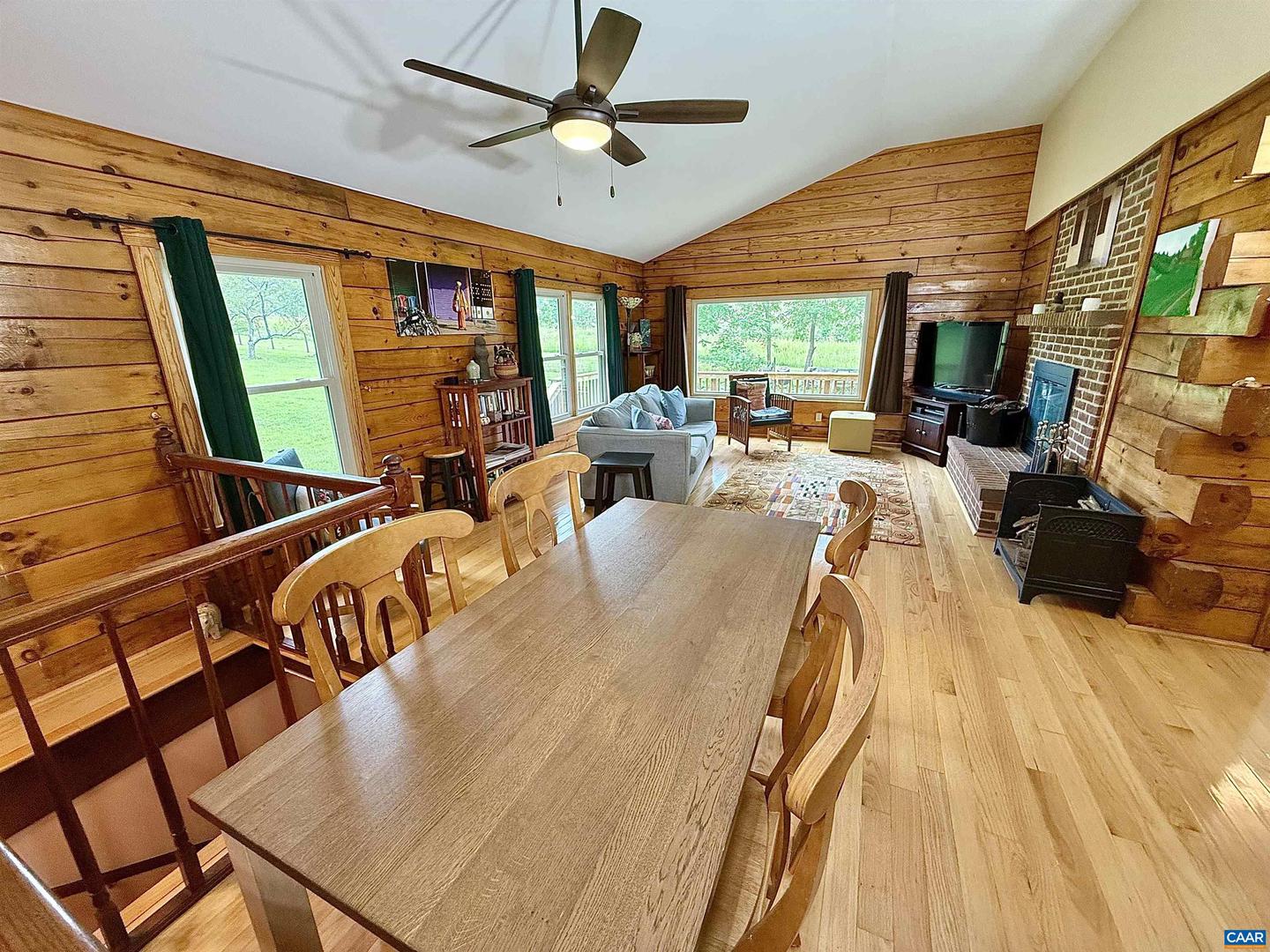 1638 HARRIS CREEK RD, CHARLOTTESVILLE, Virginia 22902, 3 Bedrooms Bedrooms, ,2 BathroomsBathrooms,Residential,For sale,1638 HARRIS CREEK RD,667194 MLS # 667194