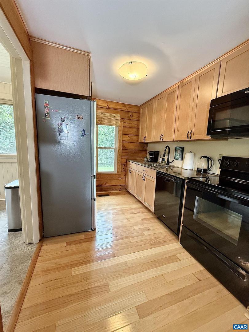 1638 HARRIS CREEK RD, CHARLOTTESVILLE, Virginia 22902, 3 Bedrooms Bedrooms, ,2 BathroomsBathrooms,Residential,For sale,1638 HARRIS CREEK RD,667194 MLS # 667194
